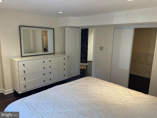 Foto del edificio - 11301 Water Pointe Cir