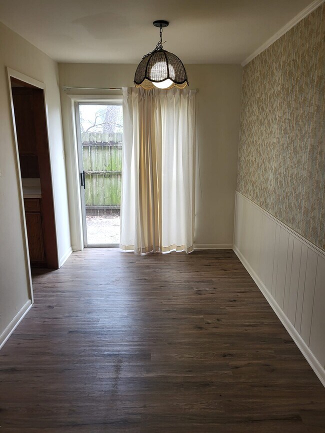 909 N 24th St Unit H, Corsicana, TX 75110 Apartments in Corsicana, TX