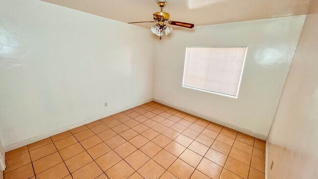 Foto del edificio - 3307 Culver St