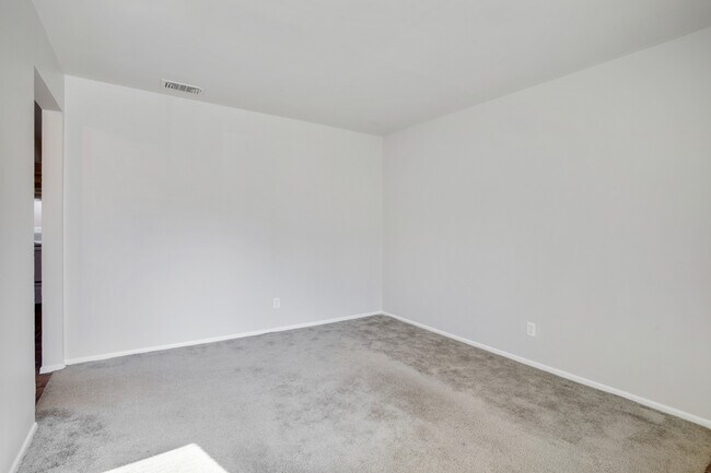 Building Photo - 9001 NW 57th St