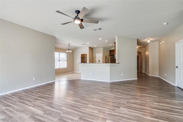 Foto del edificio - 1015 Shepard Ln