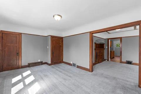 Building Photo - 1504 S 81st St