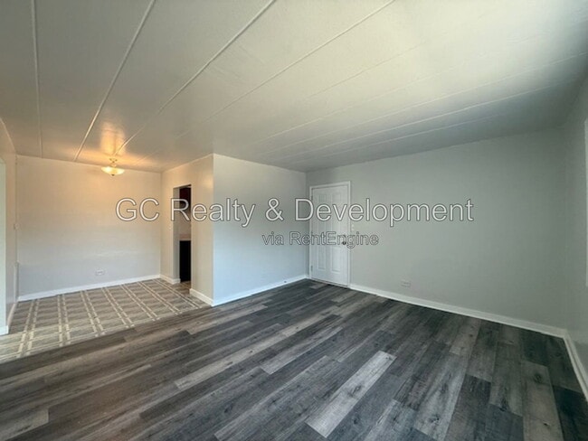 Foto del edificio - 332 Wilson Ave