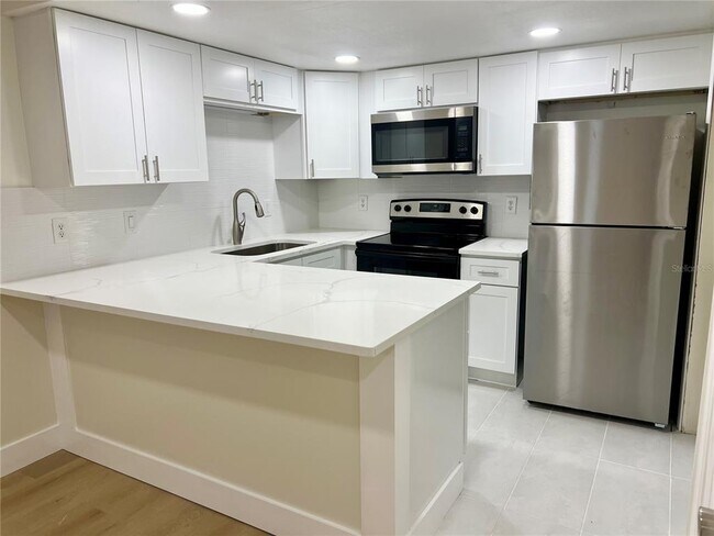 Foto del edificio - 96 Windtree Ln