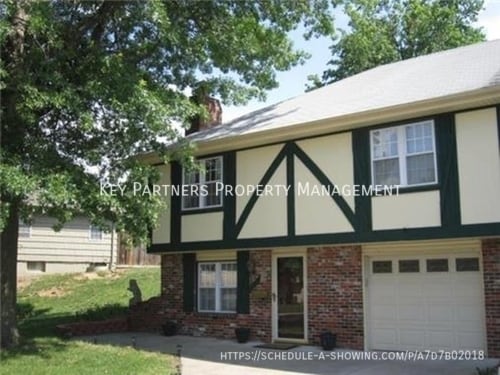 Foto principal - 7175 NW Chapel Woods Cir