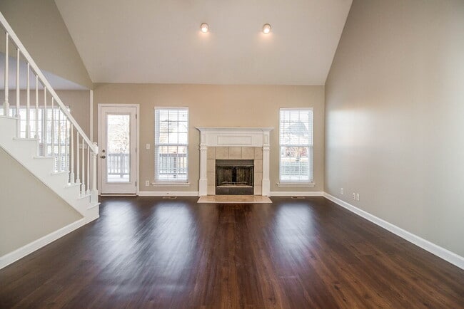 Building Photo - 386 Meigs Dr