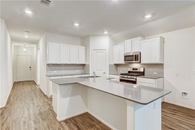 Foto del edificio - Charming Single-Story Home Located in the ...