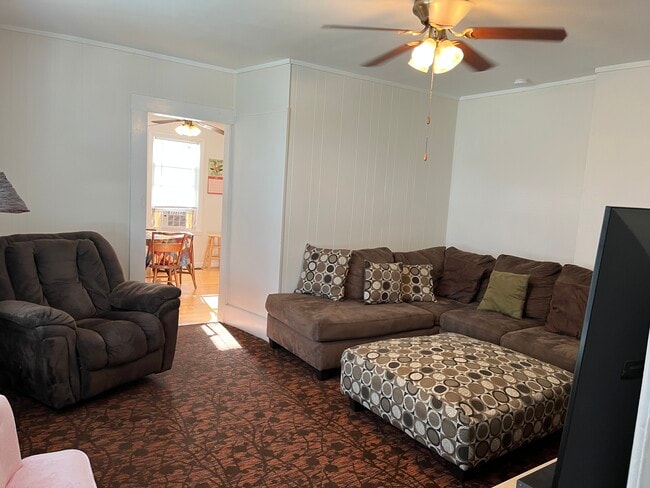 Living room - 2 Cordes Ct