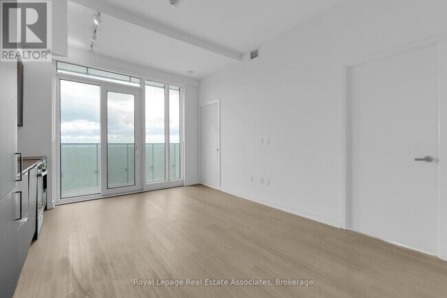 Building Photo - 3883 Quartz Rd