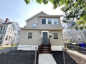Building Photo - 216 Oak Grove Ave