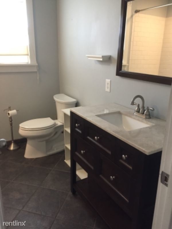 Foto del edificio - 4 br, 3 bath House - 1005 Waverly Ave