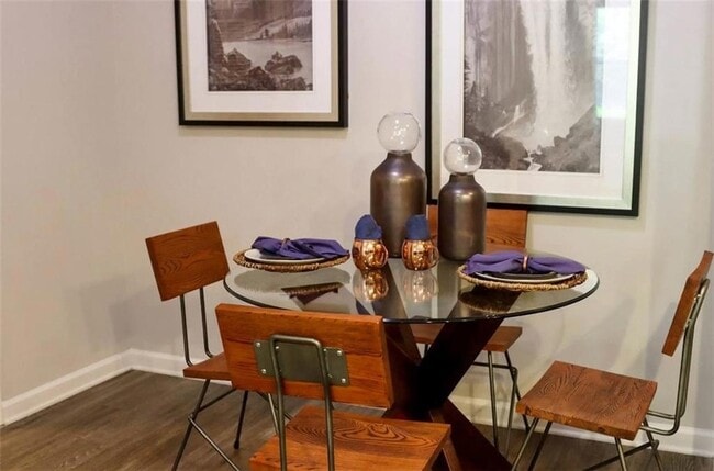 Building Photo - 30 Laurel Canyon Village Cir
