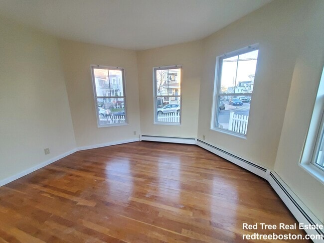 Photo - 71 Winchester St Apartment