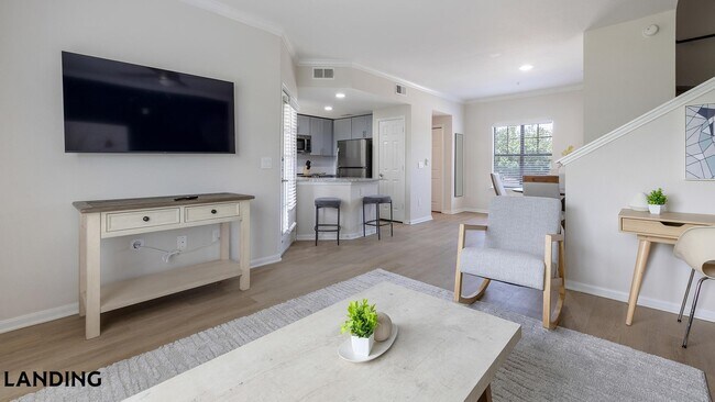Foto del edificio - 3232 N Garland Ave