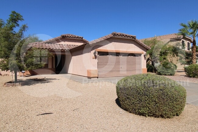Foto del edificio - 3292 E San Angelo Ave