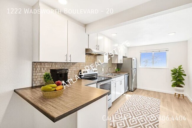 Building Photo - ONE MONTH RENT FREE Plus W/D INCLUDED! New...