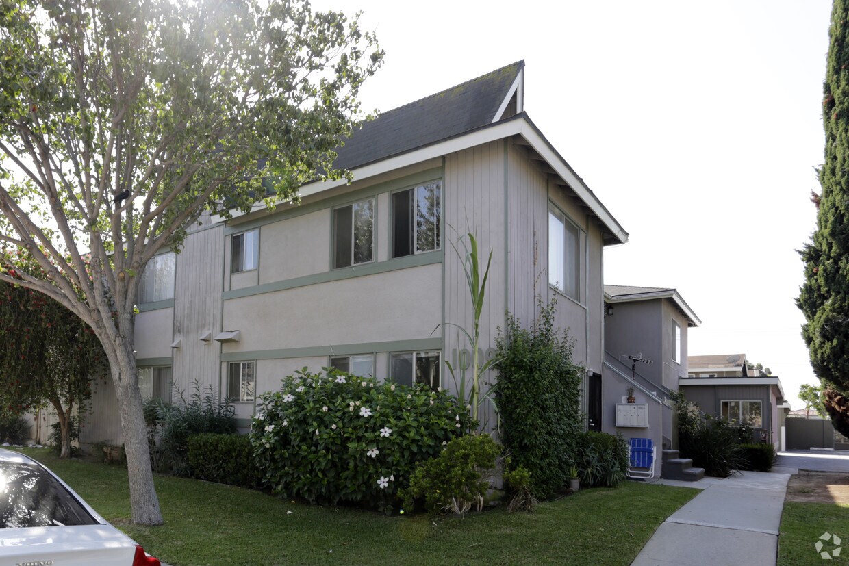 Primary Photo - 1009 Mission Rd
