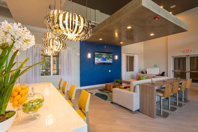 Foto del edificio - Elegant 1 Bedroom Apartment: Your Urban Sa...