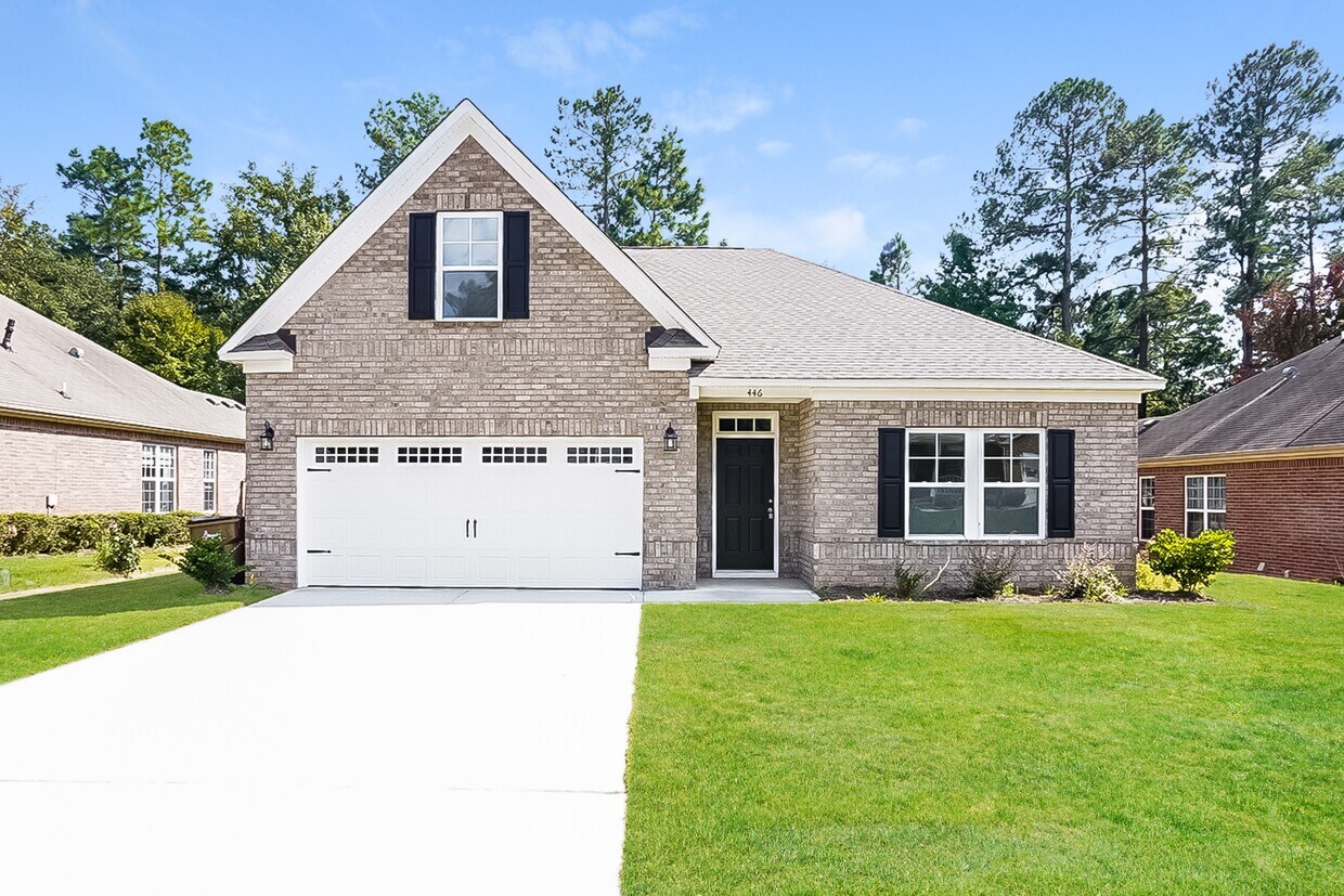 Foto principal - 368 Bainbridge Dr