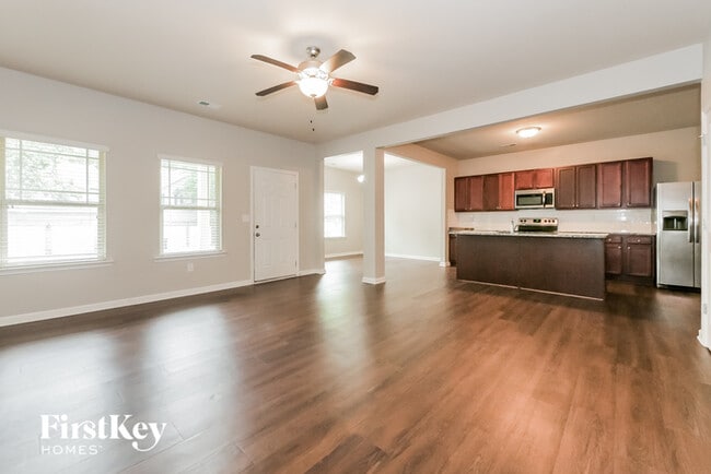 Building Photo - 179 Southwind Ln