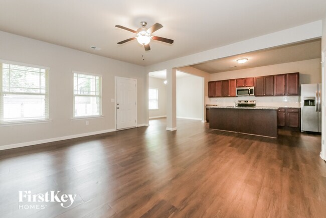 Foto del edificio - 179 Southwind Ln