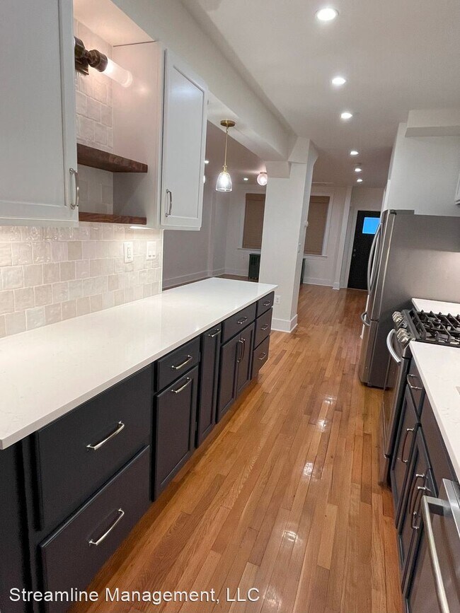 Building Photo - 3 br, 2.5 bath House - 1406 S Street SE