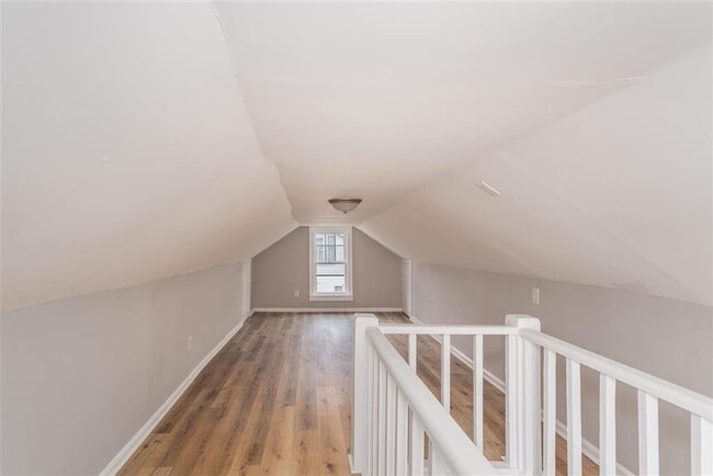 Foto del edificio - For Rent