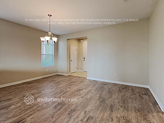 Foto del edificio - 899 Quiet Stone Ln