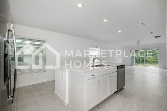 Foto del edificio - 1525 Diablo Cir SW