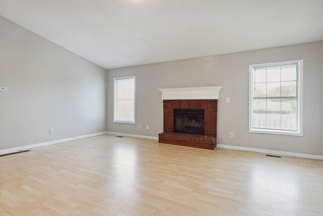 Building Photo - 4055 Rex Rd