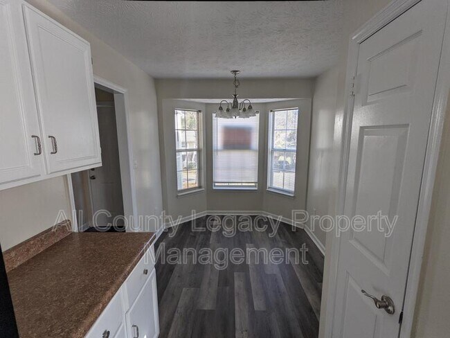 Foto del edificio - 135 Cumberland Ct