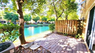 Building Photo - 4935 Tradewinds Ter