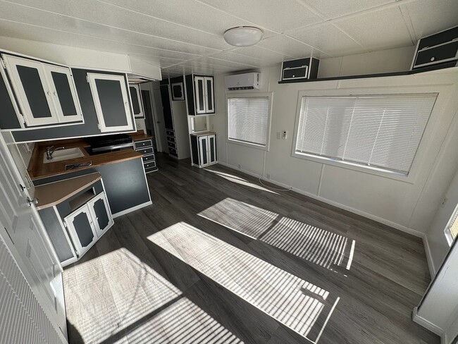 Foto del edificio - 64 Sylvia St