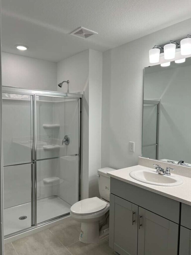 Building Photo - 5080 Revolutionary Way