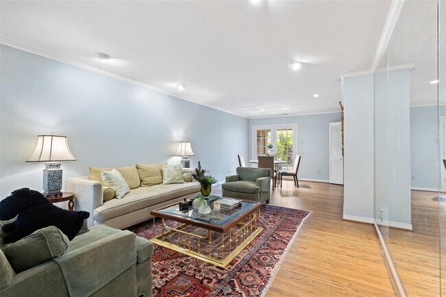 Building Photo - 9152 Villa Park Cir