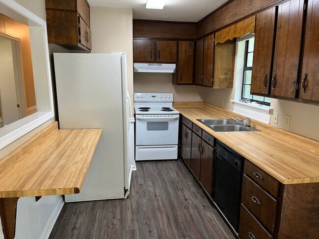 Foto del edificio - 3BD/2BA Home in Brooks County
