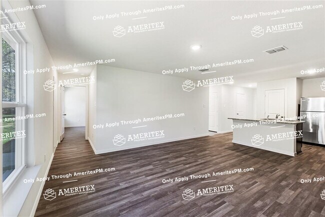 Foto del edificio - 3709 Silver St