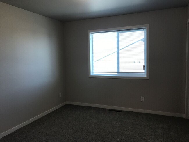 Foto del edificio - 3 Bed 3 Bath Single Family Home