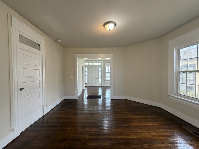 Building Photo - 1814 20th Street Ensley