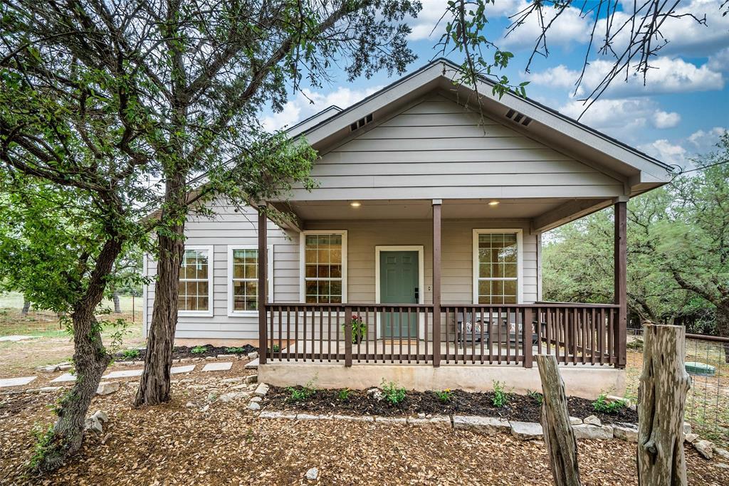 Primary Photo - 1816 Spring Valley Dr