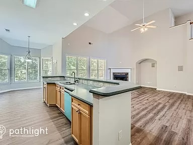 Building Photo - 4153 Ashland Cir