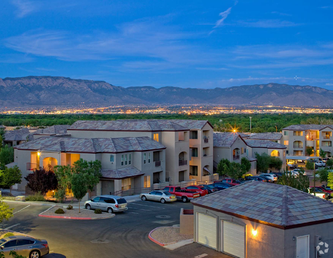 Building Photo - Las Mananitas Apartments