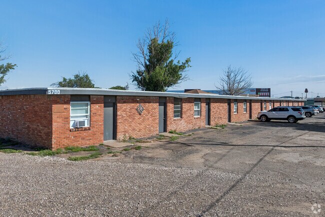 Foto del edificio - Cottonwood Apartments
