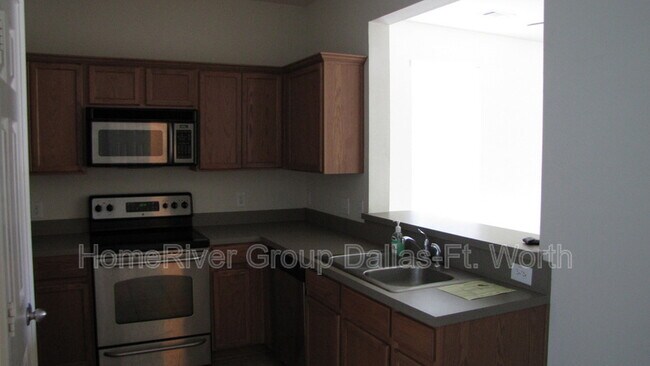 Building Photo - 10633 Traymore Dr