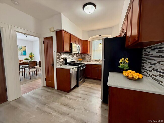 Foto del edificio - 78-52 85th St