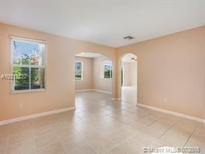 Building Photo - 4 br, 2.5 bath  - Doral Isles North