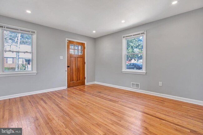 Building Photo - 5031 Mangum Rd