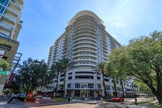 Building Photo - 100 S Eola Dr