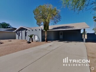 Building Photo - 3771 W Dalphin Rd