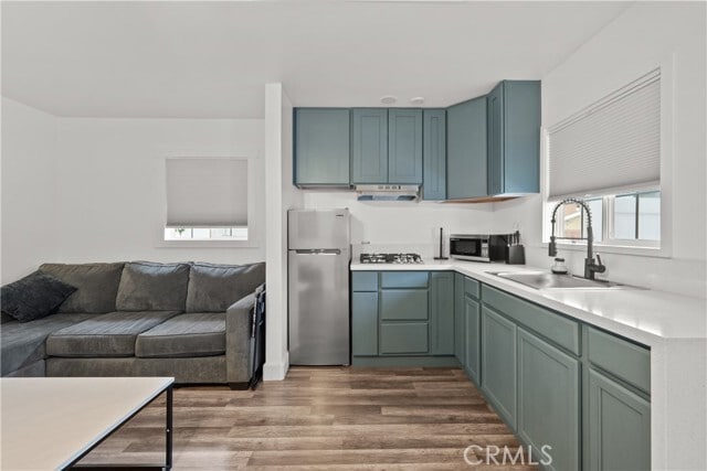 Building Photo - 11374 Kagel Canyon St